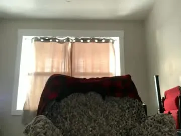 brentis1976 — Help #Daddy put down the controller and pick up his cock. Watch him stroke his #smallcock until he sprays #cum straight at you!  [500 tokens remaining]