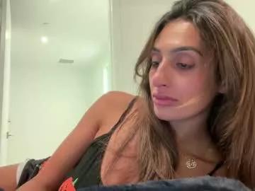 camiliakxoxo from Chaturbate