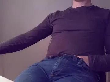 clamshive7 — Shirt comes off #naked #dadbod #hairy #grower #legs [88 tokens remaining]