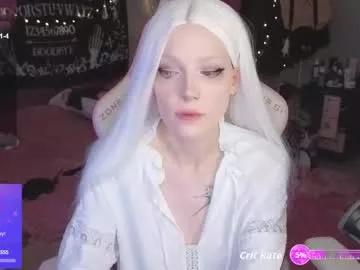 Discover Crackling_tati, she wants to masturbate for you crackling_tati from Chaturbate