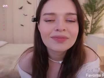 Sweet Cuddlebyyou wants you to fuck her body now cuddlebyyou from Chaturbate