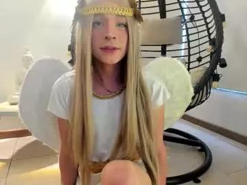 Cute Damiian20_ wants you to fuck zir body now damiian20_ from Chaturbate