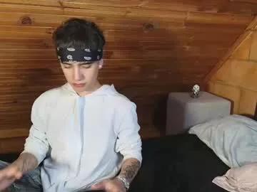 divine_thiagoo from Chaturbate