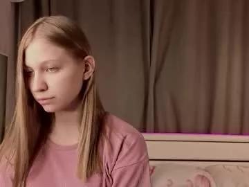 Try 19 years old dollyburruss from Chaturbate dollyburruss from Chaturbate