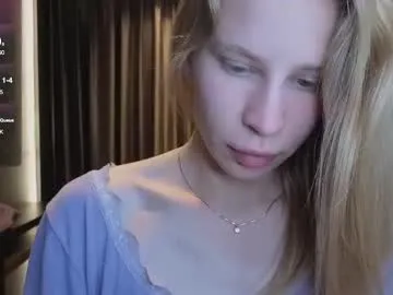 el1s_evans — GOAL: PUT SOME CREAM ON ASS!! [21 tokens remaining] angelic vibes today ;p #fit #blonde #petite #teen #anal