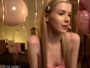 eli_journey from Chaturbate