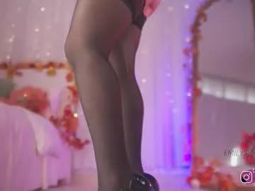 Check out Emilys_scott, she wants to masturbate for you emilys_scott from Chaturbate