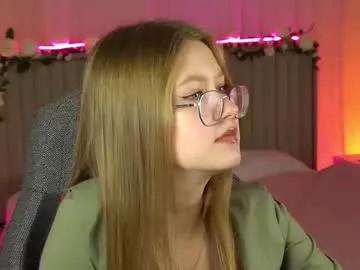 Checkout 19 years old evemundie from Chaturbate evemundie from Chaturbate