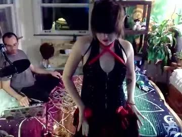 Explore Faewildflower, they want to masturbate for you faewildflower from Chaturbate