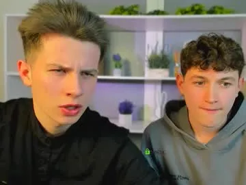 fose_di — CrazyTicket: Show in progress. hot boy. Tip 125 tokens to see the show