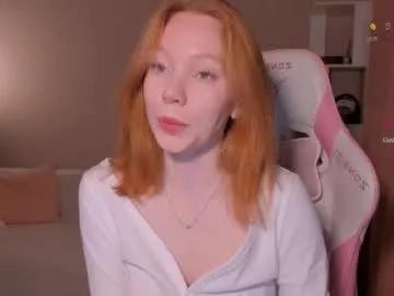 Naked Honeyautumn wants you to fuck her body now honeyautumn from Chaturbate