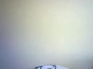 hotgold_311379 — hi my friends am new here help me cam and teach me to be naughty as per your wish  #bbc #new  #ebony #bigboobs  #mature [1990 tokens remaining]