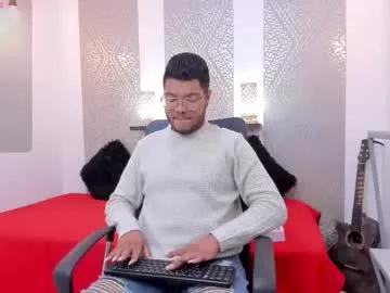 Watch 20 years old ian_tomson from Chaturbate ian_tomson from Chaturbate