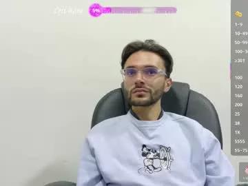 jake_magnuss from Chaturbate