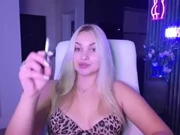 Explore Janemiss, she wants to masturbate for you janemiss from Chaturbate