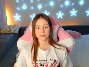 janetgriffith — Goal - Hard spanks on my ass every 10tk #new #18 #skinny #shy #teen [40 tokens remaining]