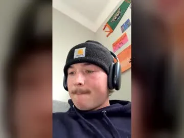 johnladdner — First time!! Let's chat , cum show at 250 tokens