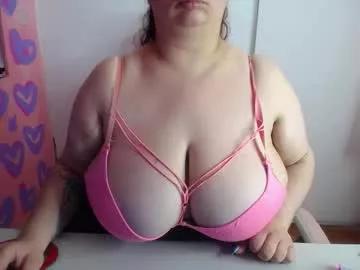 Join Chaturbate's Kathybigboobsbbw_ kathybigboobsbbw_ from Chaturbate