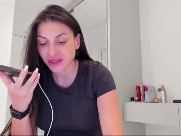 katrin_fit — Lovense Lush : Device that vibrates longer at your tips and gives me pleasures #Lovense #german #muscle #anal