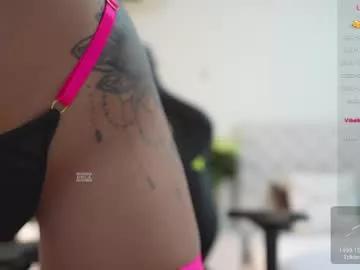 kissing33 from Chaturbate