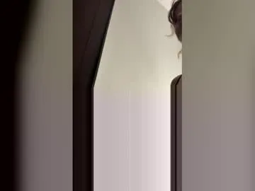 krazyred1027 — Freechat on Chaturbate