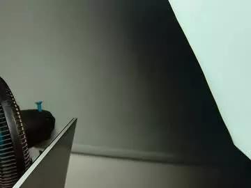 Admire hot slut Littlejennifer18 littlejennifer18 from Chaturbate