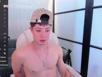 marcuscollins1_ — CUM SHOW AND EAT - LOVENSE ON  !! #bigcock #twink #muscle #ass #feed [666 tokens remaining]