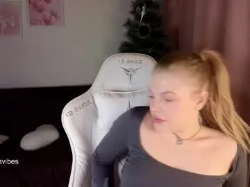 maya_blonde18 on Chaturbate