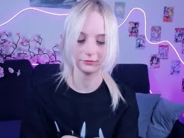 megan_chan — GOAL: Show bra>.< [44 tokens remaining] Welcome to my room! #teen #skinny #shy #cute #lovense