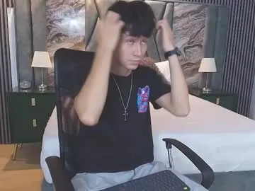 michaeel_blue — GOAL: Make me cum   [271 tokens remaining] Here your darkest desires awaken Welcome to my room!! #young #bigcock #twink #cum #cumshow