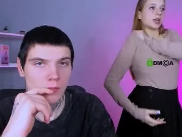 miles_candy — GOAL: flash boobs [111 tokens remaining] Welcome to my room! #new #18 #couple #blonde #teen