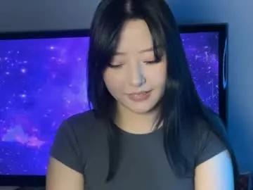 Join naked performer Mirafloat mirafloat from Chaturbate