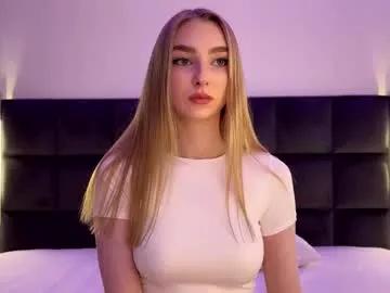 Naked Notelis wants you to fuck her body now notelis from Chaturbate