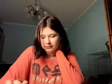 ollieflusche — Im new here guys! dont be rude pls! GOAL Spin around, show my outfit Hi, my name is Emily, I'm 18yo and #new #shy #18 #bigass #bigboobs [13 tokens remaining]