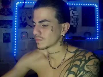 paul_mendezx — show nude [200 tokens left] #bigdick  #latino #findom  #dominant #tattoo