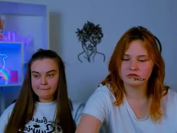 rachel__hot — GOAL: My first goal [111 tokens remaining] Welcome to my room! #natural #cute #shy #nonude #new