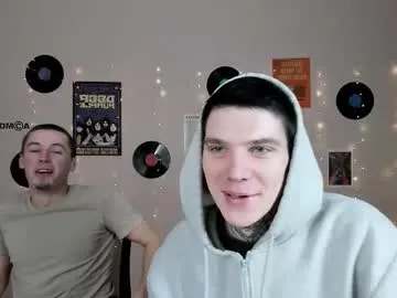 ryan_zen — GOAL: I will do 10 sit-ups [45 tokens remaining] Welcome to my room! #gay #2 #pvt #master #smoke