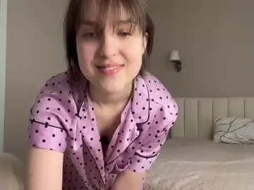 saphirree — stroke my legs gently [60 tokens left] Im Anny, #18 #shy #natural #fit #german