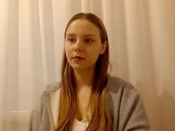 sherrylkeep — Show back, I'm Lisa lets meet!  #new #18 #shy #anal #squirt [90 tokens remaining]