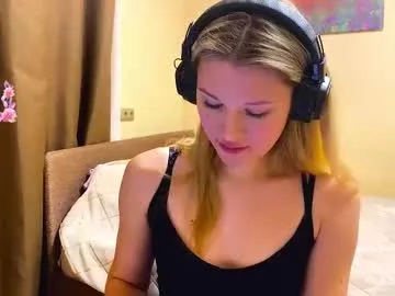 skyedavis — GOAL: flash my boobs<3 [144 tokens remaining] Welcome to my room! #pussy #doggy #blond #lovense #tits