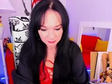 sofia_ford — flash tits [116 tokens left]  #stockings #milf #mature #legs #pvtshow