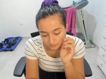 Masturbate to Chaturbate's Sofia_new sofia_new from Chaturbate