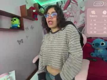 Try Sunny_smiith, she wants to masturbate for you sunny_smiith from Chaturbate