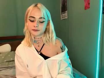 Checkout Thomasbreier, she wants to masturbate for you thomasbreier from Chaturbate