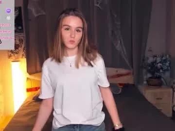 trinahillier from Chaturbate