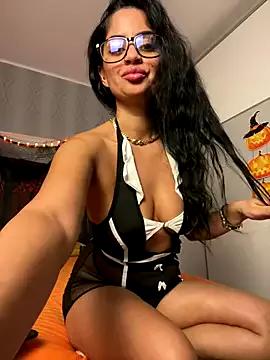 Check out _adelle, she wants to masturbate for you _adelle from StripChat