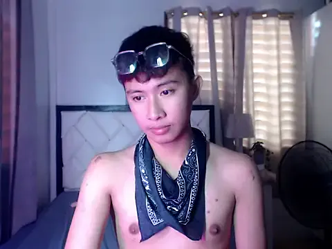 StripChat _CandyTwink_ is Freechat _CandyTwink_ — SHOW YOUR LOVE TO ME