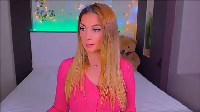 _UrLexxly — show your ass and shake it