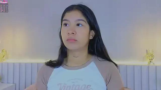 Naked Aida_moreno wants you to fuck her body now Aida_moreno from StripChat