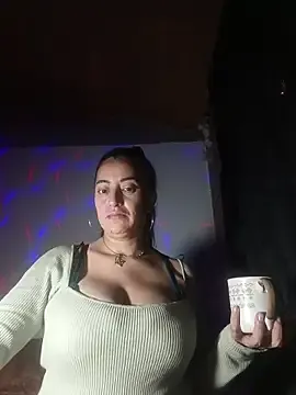 Alexandrina —  show boobs  fast